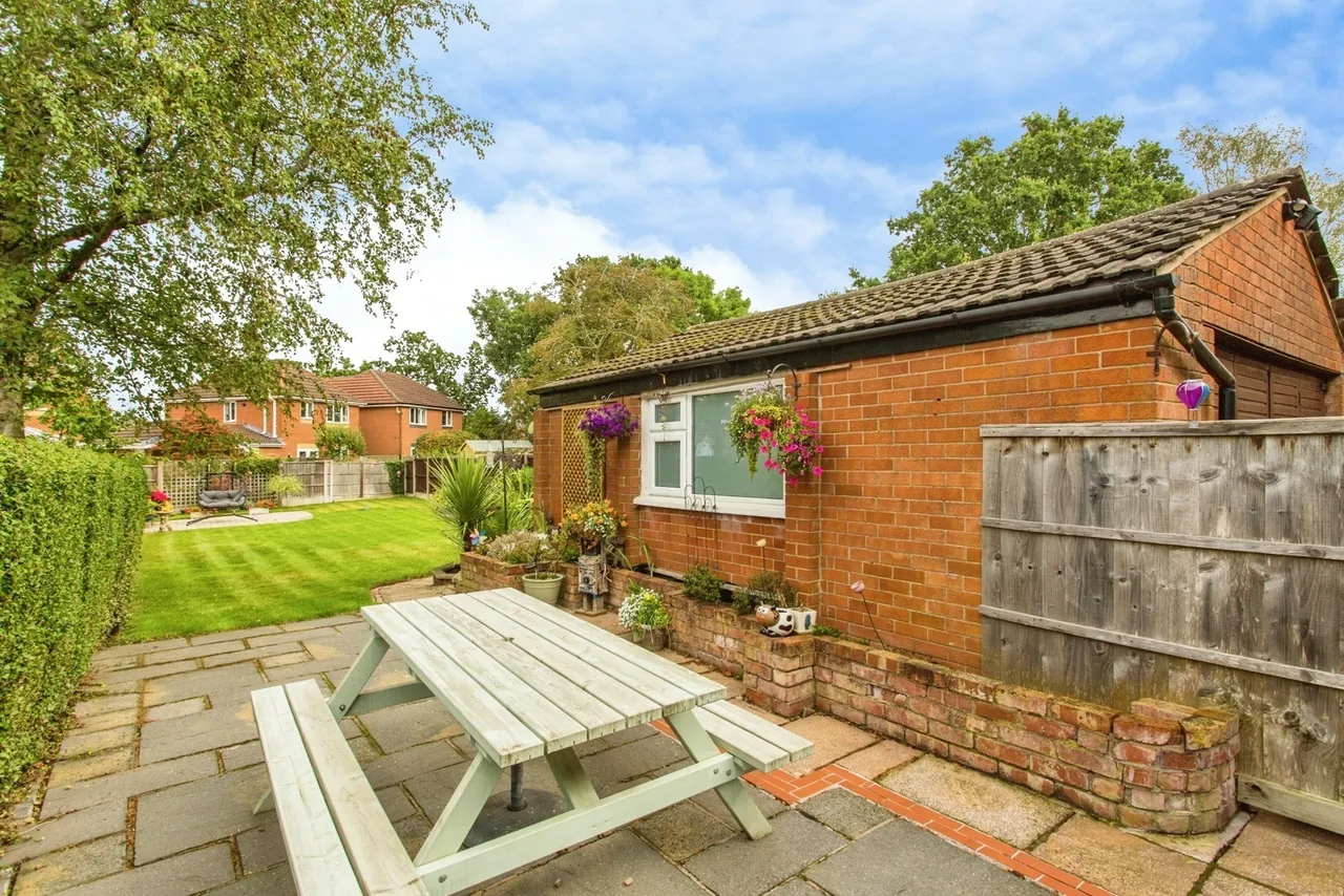 Brindle Road, Bamber Bridge, Preston, Lancashire, PR5, photo 7