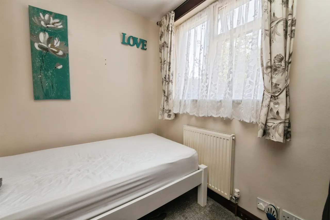 Commercial Road, Uffculme, EX15, photo 6