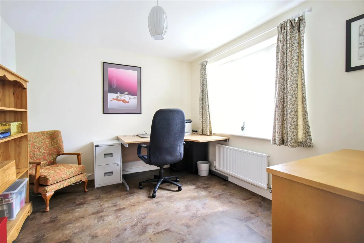 Hobart Lane, Aylsham, NR11, photo 4