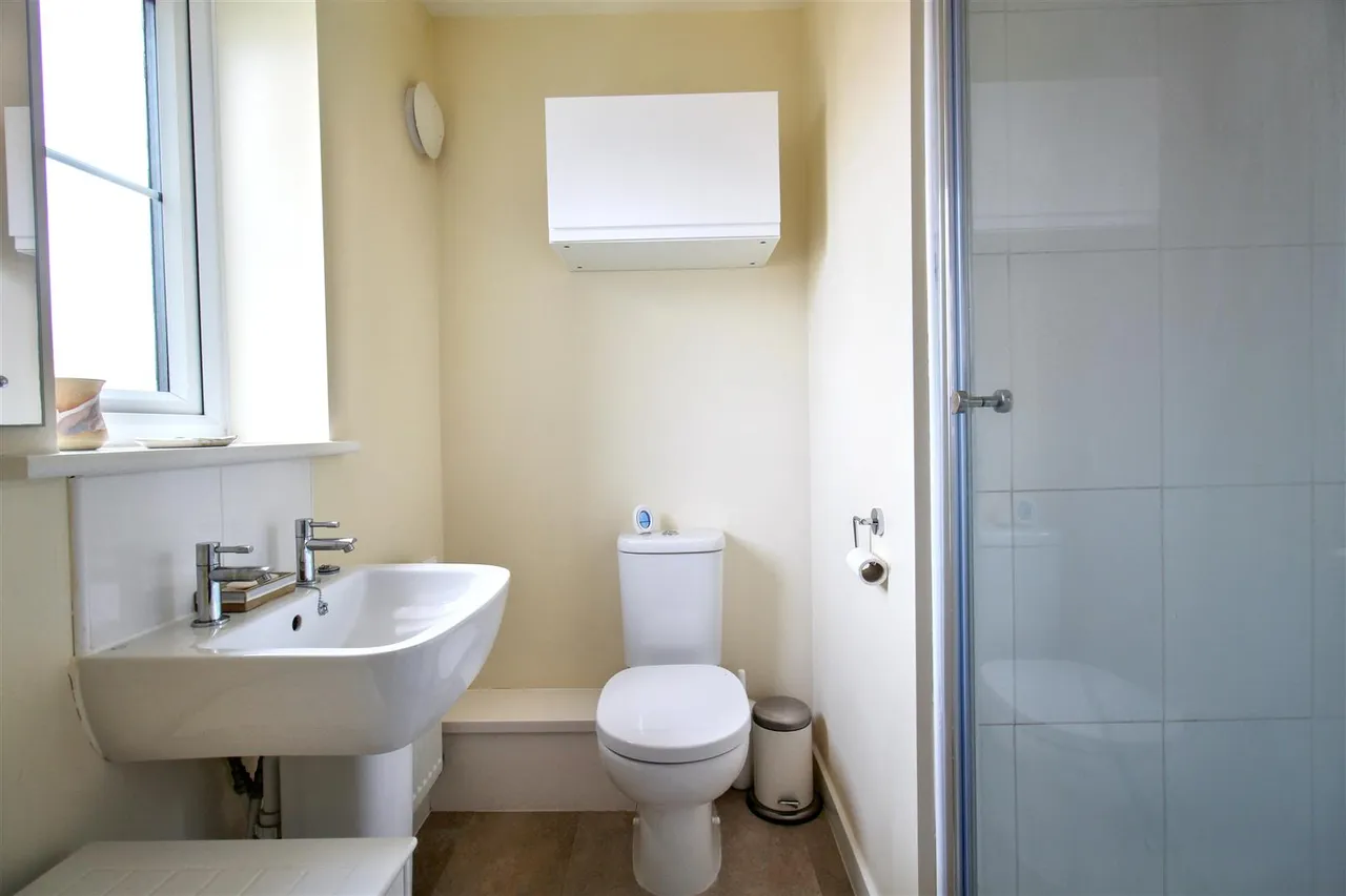 Hobart Lane, Aylsham, NR11, photo 13