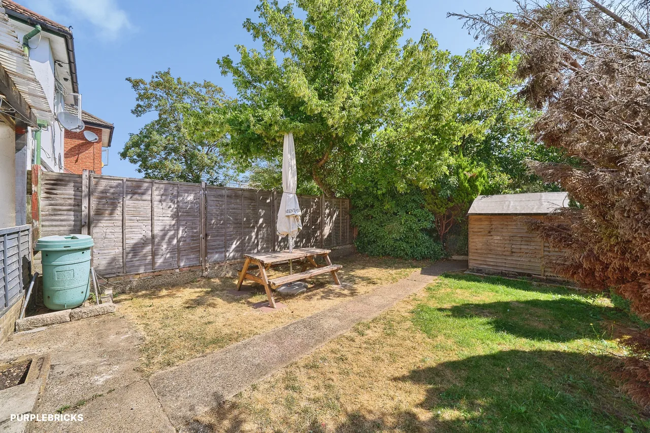 Duke Road, Ilford, IG6, photo 6