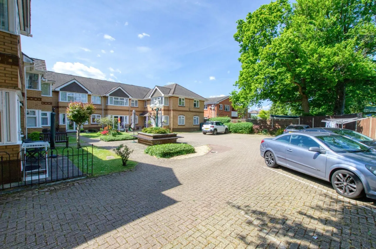 Rosemary Court, Shales Road, Bitterne Village, Southampton, SO18 6TA, photo 9