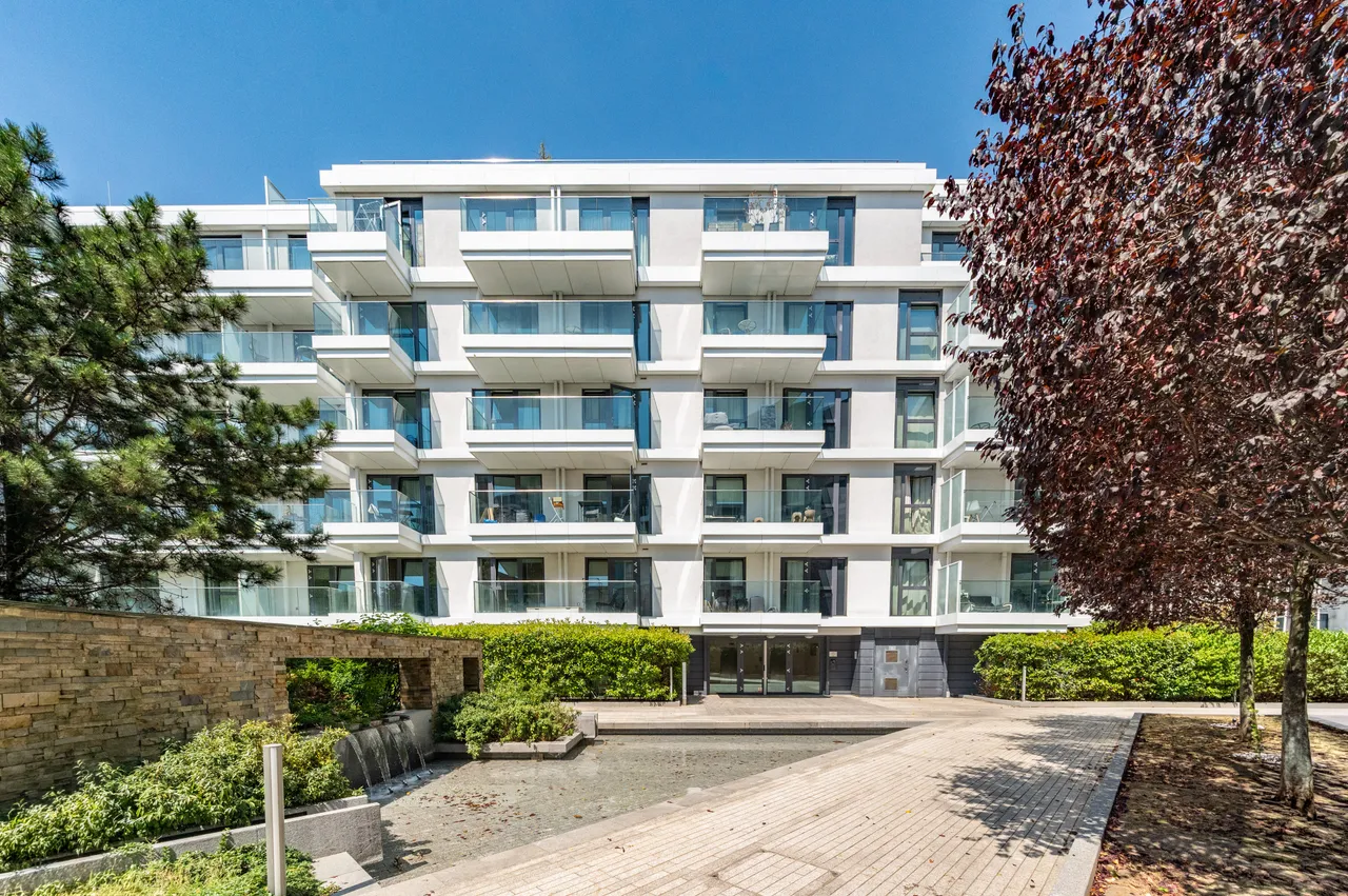 Flat 64, Brent House, Nine Elms Point, 50 Wandsworth Road, London, photo 10