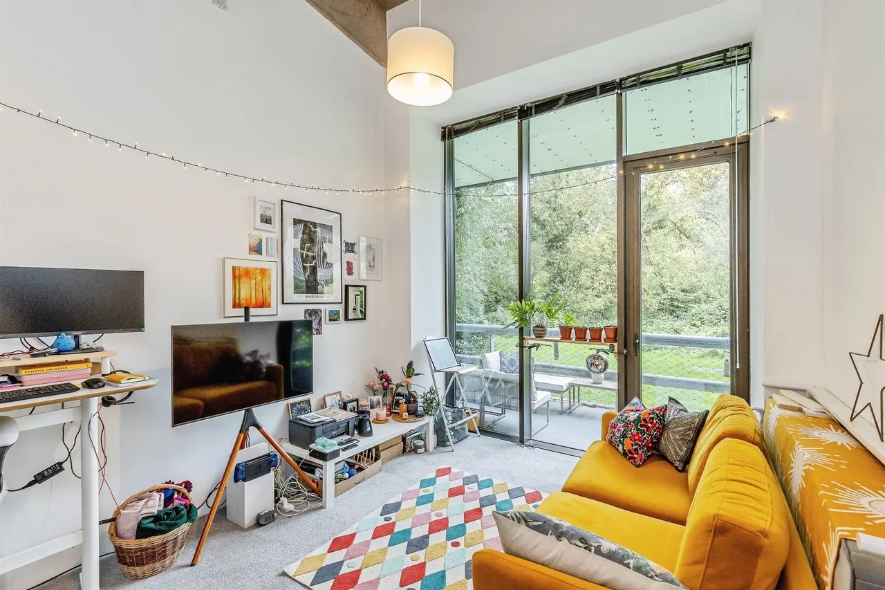 Lake Shore Drive, Bristol, BS13, photo 3