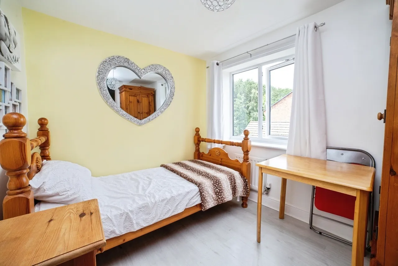 Beacon View, Newark, NG22, photo 12