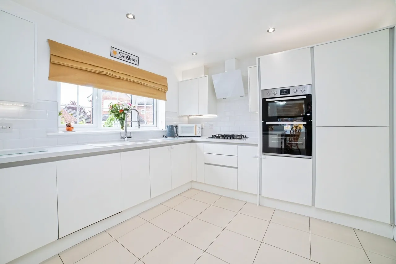 Beacon View, Newark, NG22, photo 4