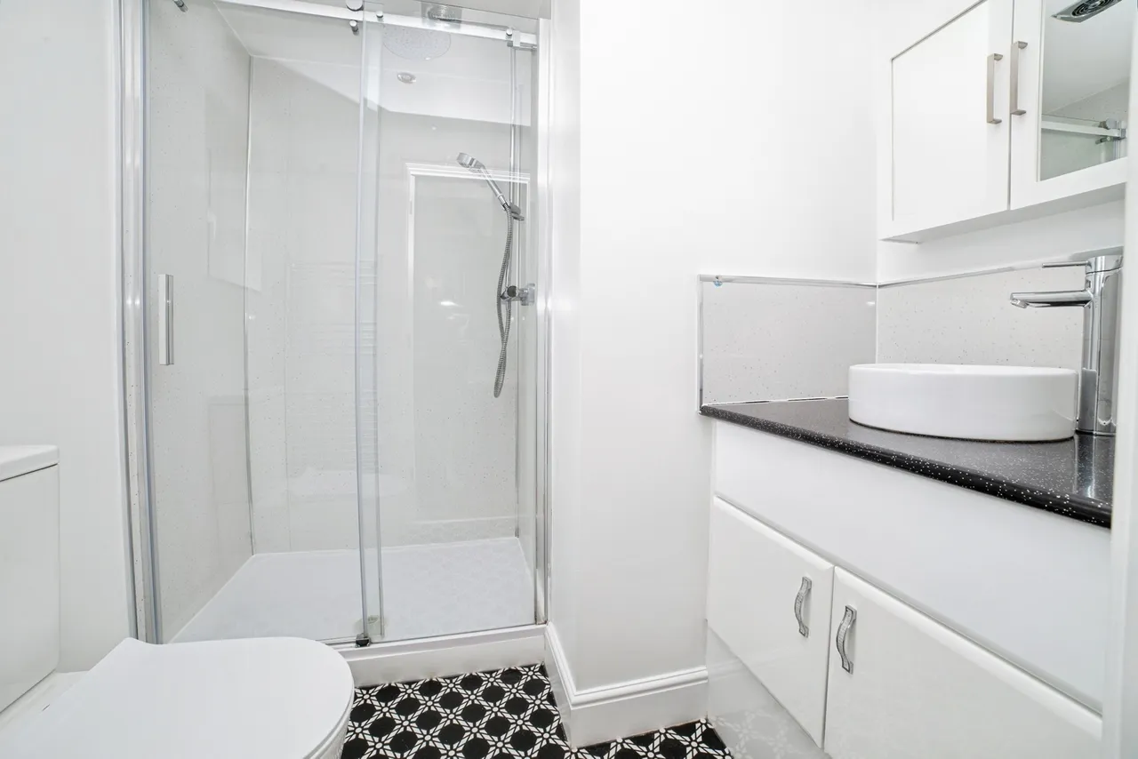Beacon View, Newark, NG22, photo 8
