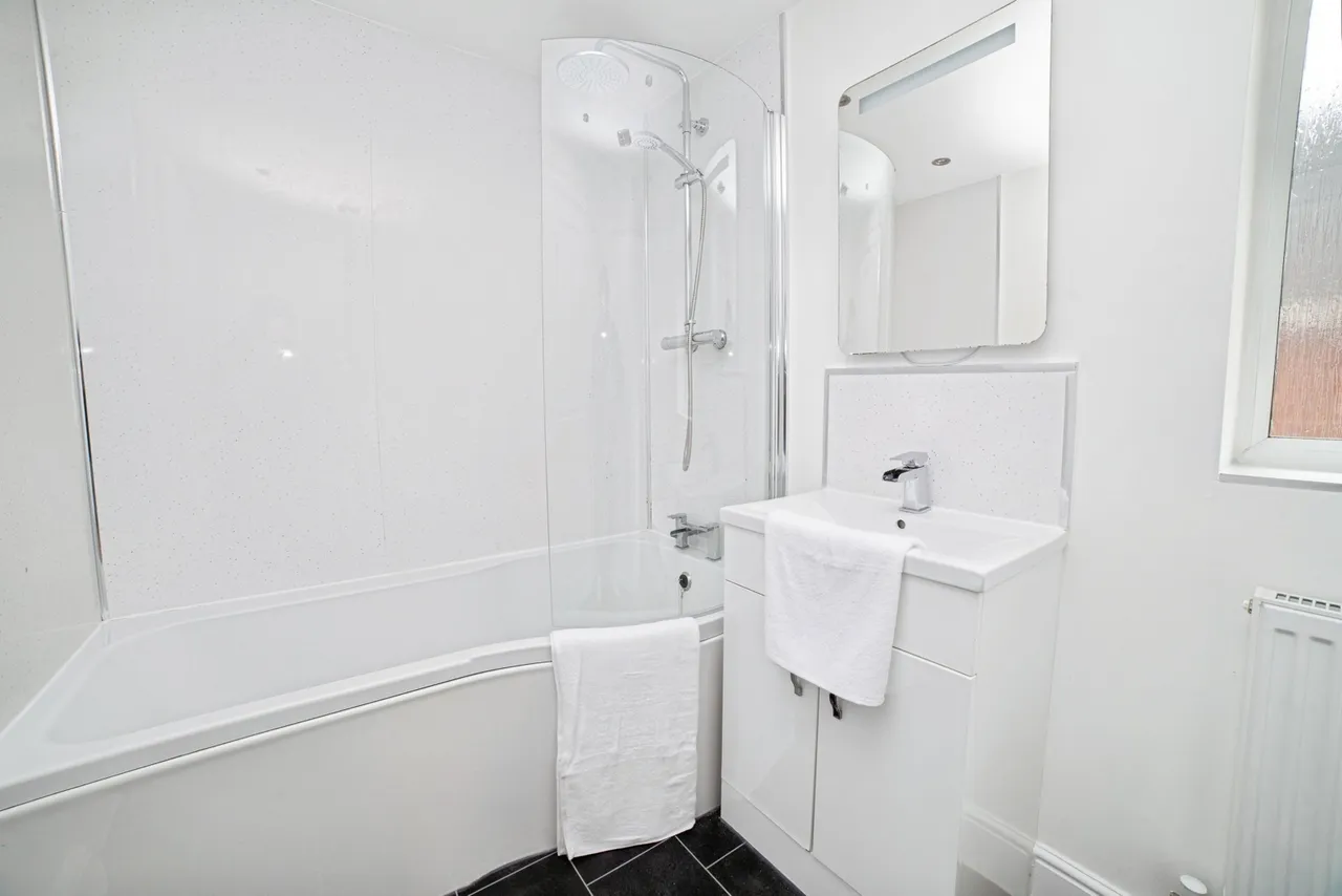 Beacon View, Newark, NG22, photo 15