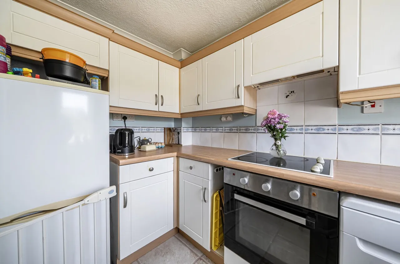 Mount Pleasant Close, Lyminge, CT18, photo 6