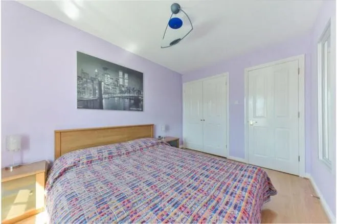 2 Highfield Close, London, photo 7