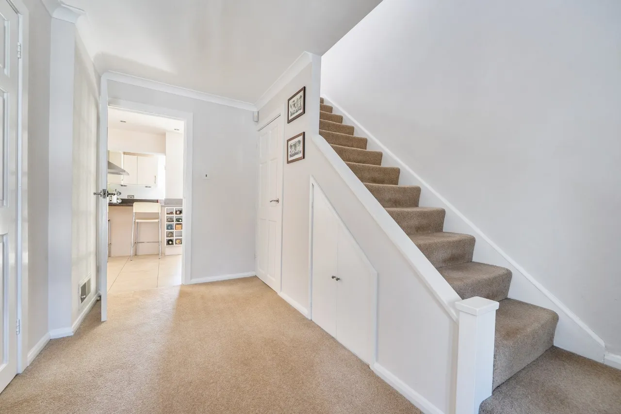 Burnham, Buckinghamshire, photo 18