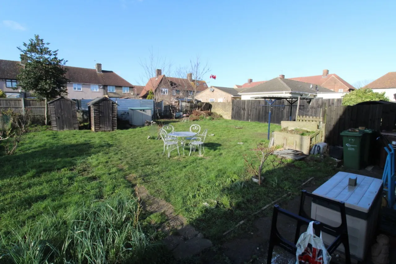 Dagenham, Essex, photo 6