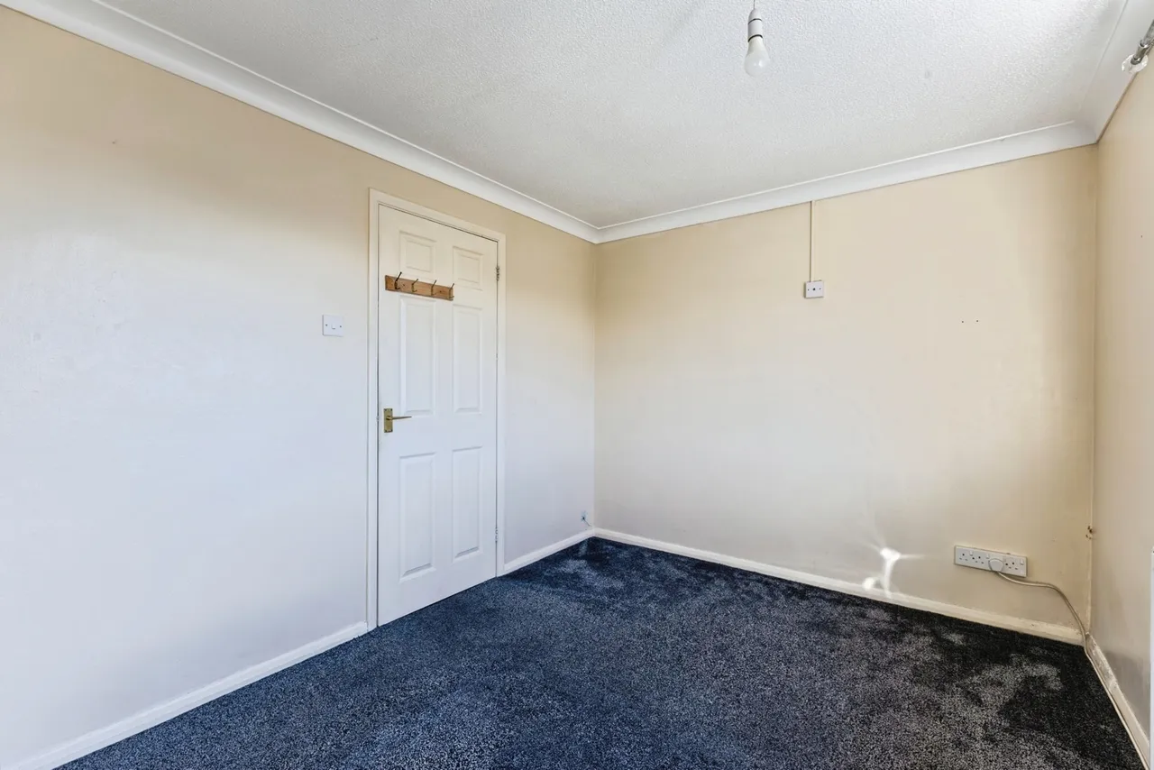 Limoges Court, Northampton, NN5, photo 8