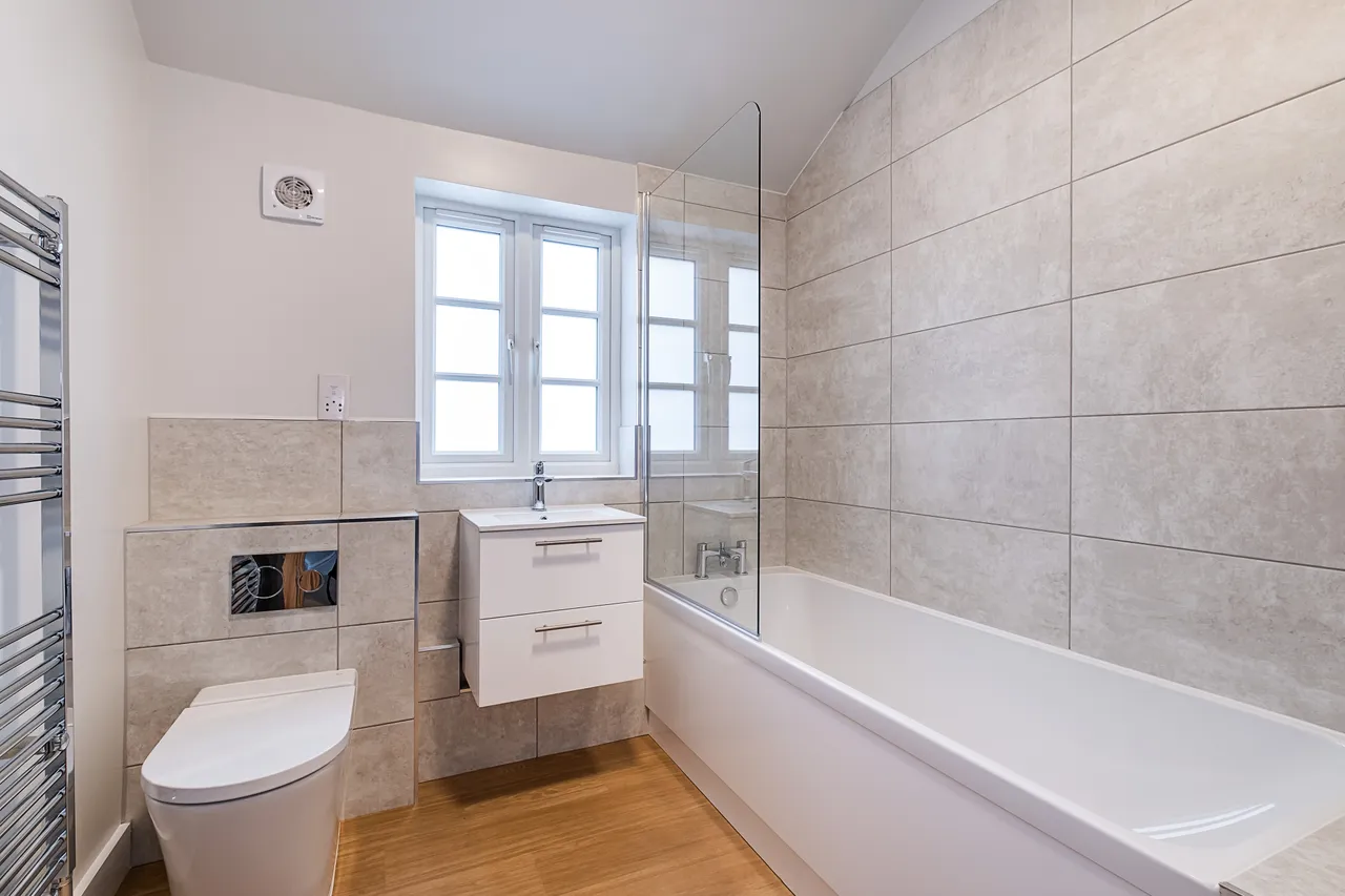 Upper Richmond Road, London, SW15, photo 9