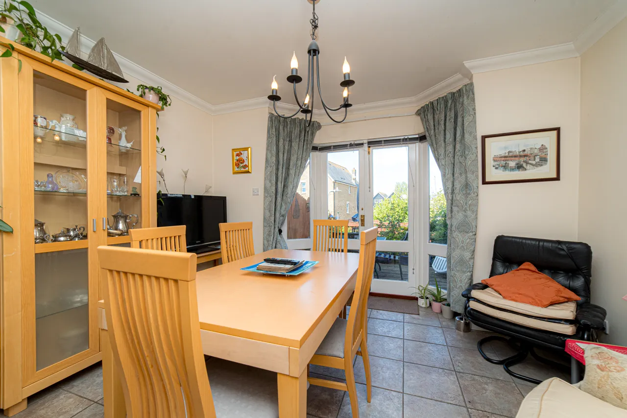 Abbey Street, Faversham, ME13, photo 4