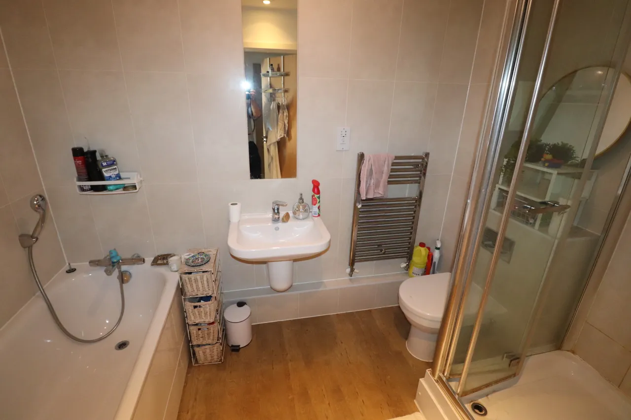 Adlington House, Rollason Way, Brentwood, photo 7
