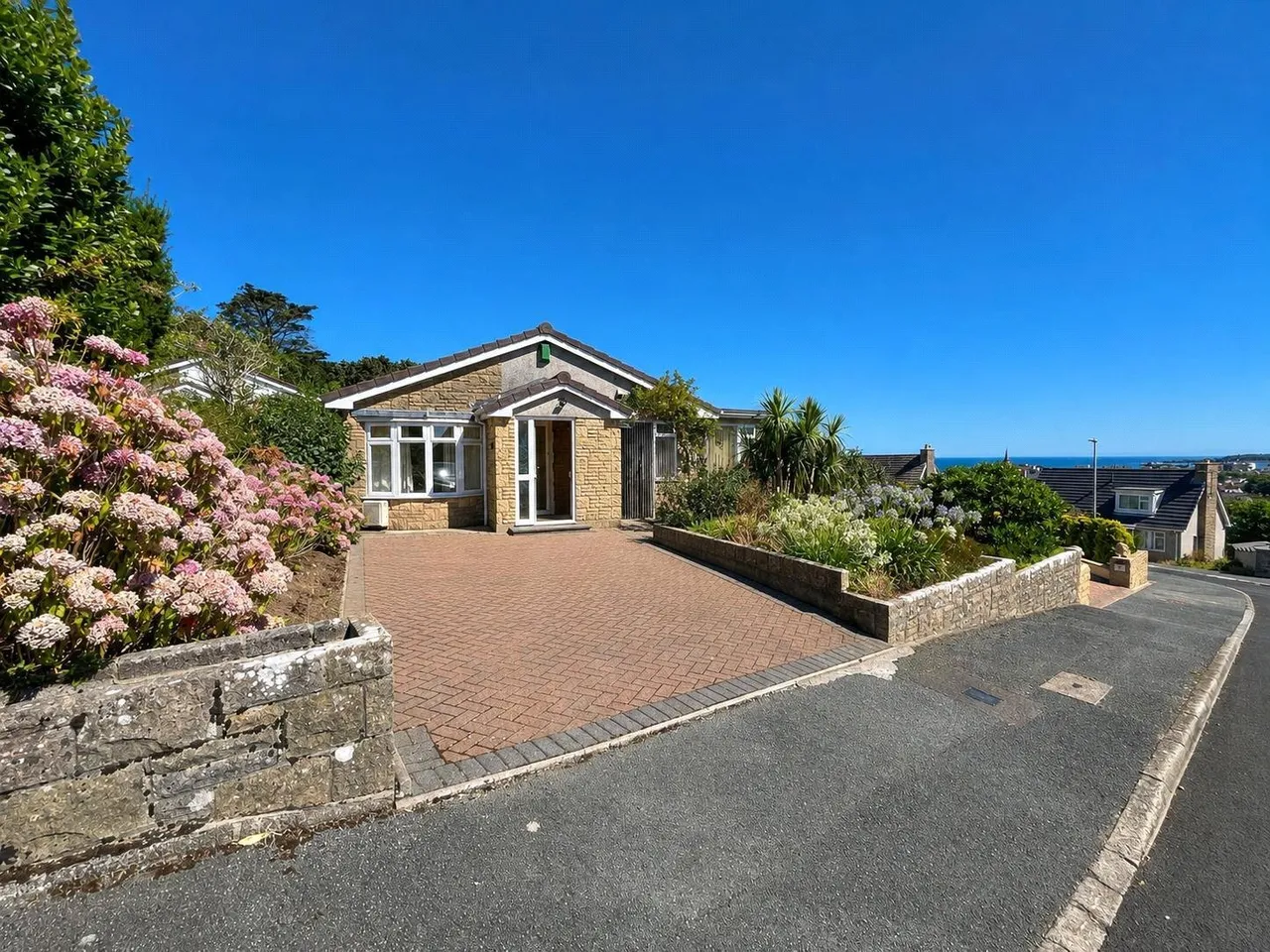 4 bed house for sale, Seascape, Tenby, SA70