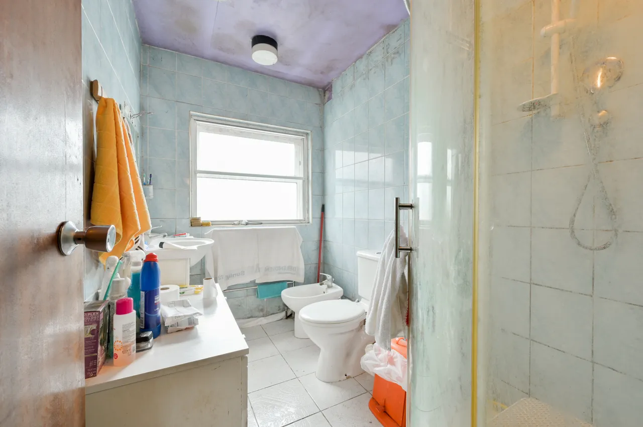 1 Iveagh Avenue, London, photo 8