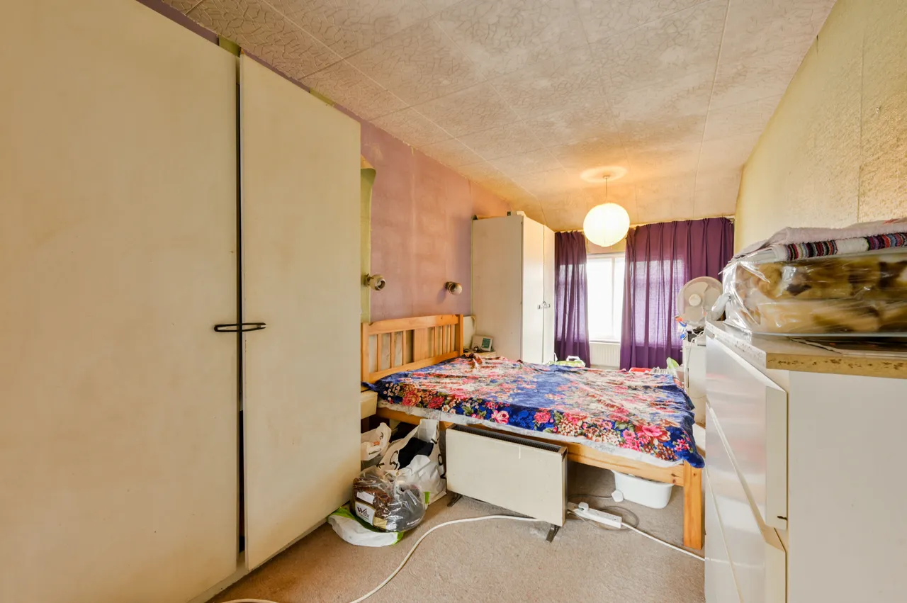 1 Iveagh Avenue, London, photo 12
