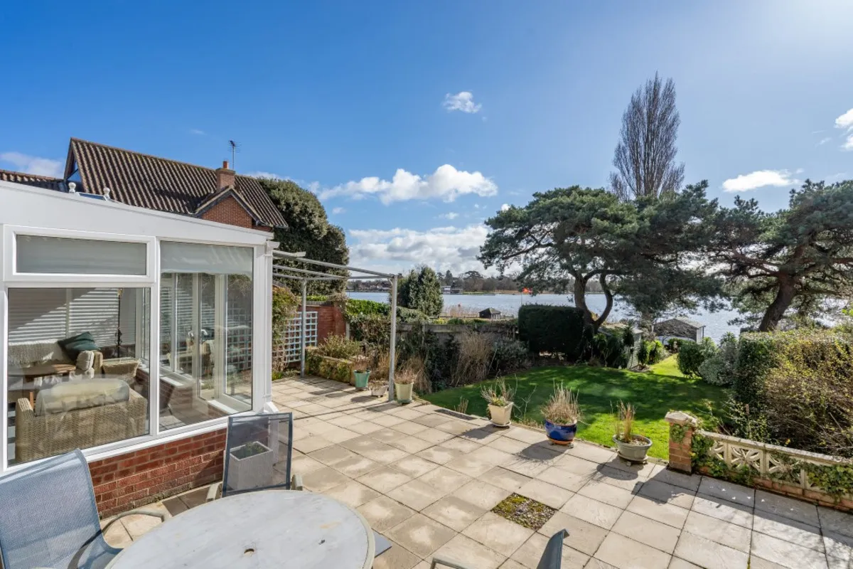 Broadview Road, Oulton Broad, photo 30