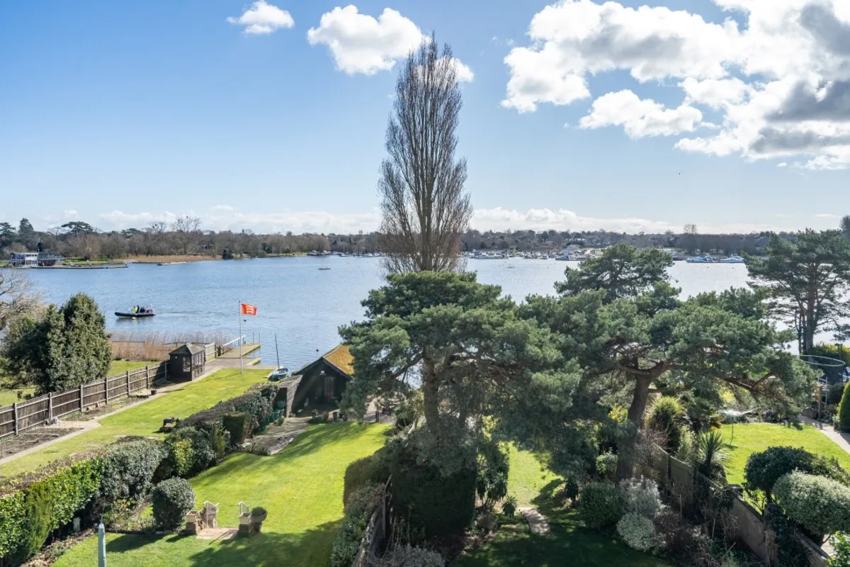 Broadview Road, Oulton Broad, photo 4