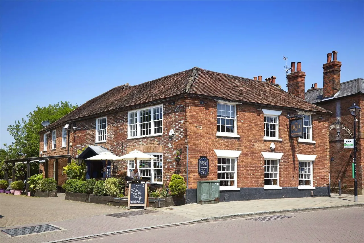 Ochre Meadows, The Green, Theale, Berkshire, RG7 5DR, photo 12