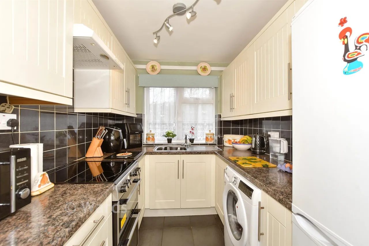 Dymchurch Road, Hythe, CT21, photo 7