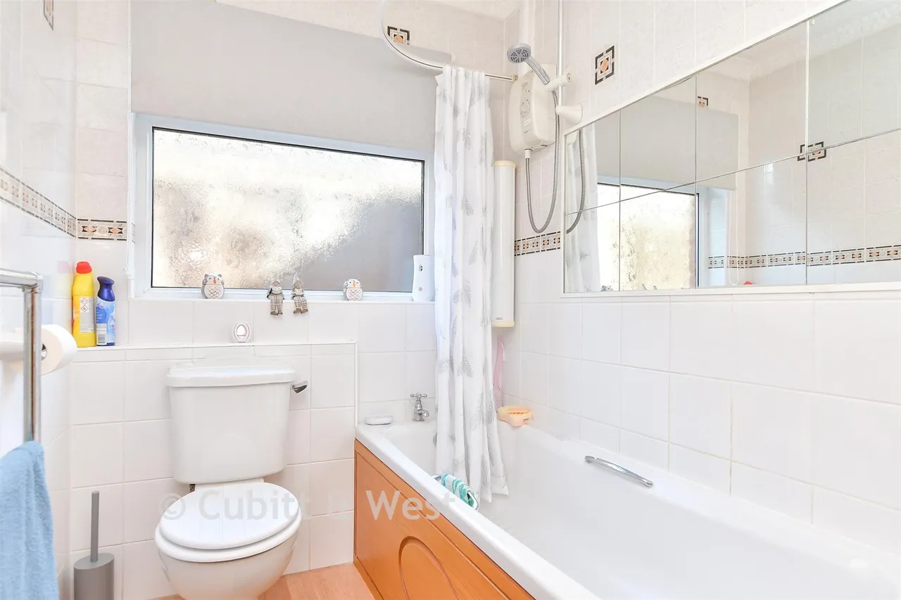 St. Thomas Drive, Bognor Regis, PO21, photo 11