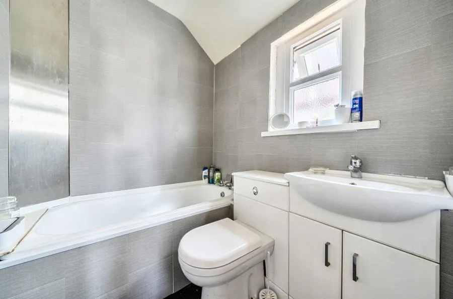 Inverness Place, Roath, CF24, photo 9