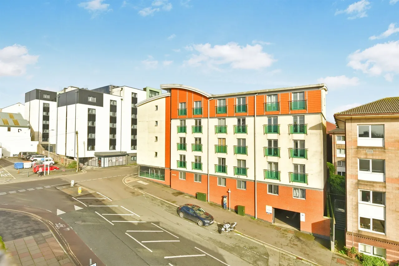 1 bed flat for sale — Regent Street, Plymouth