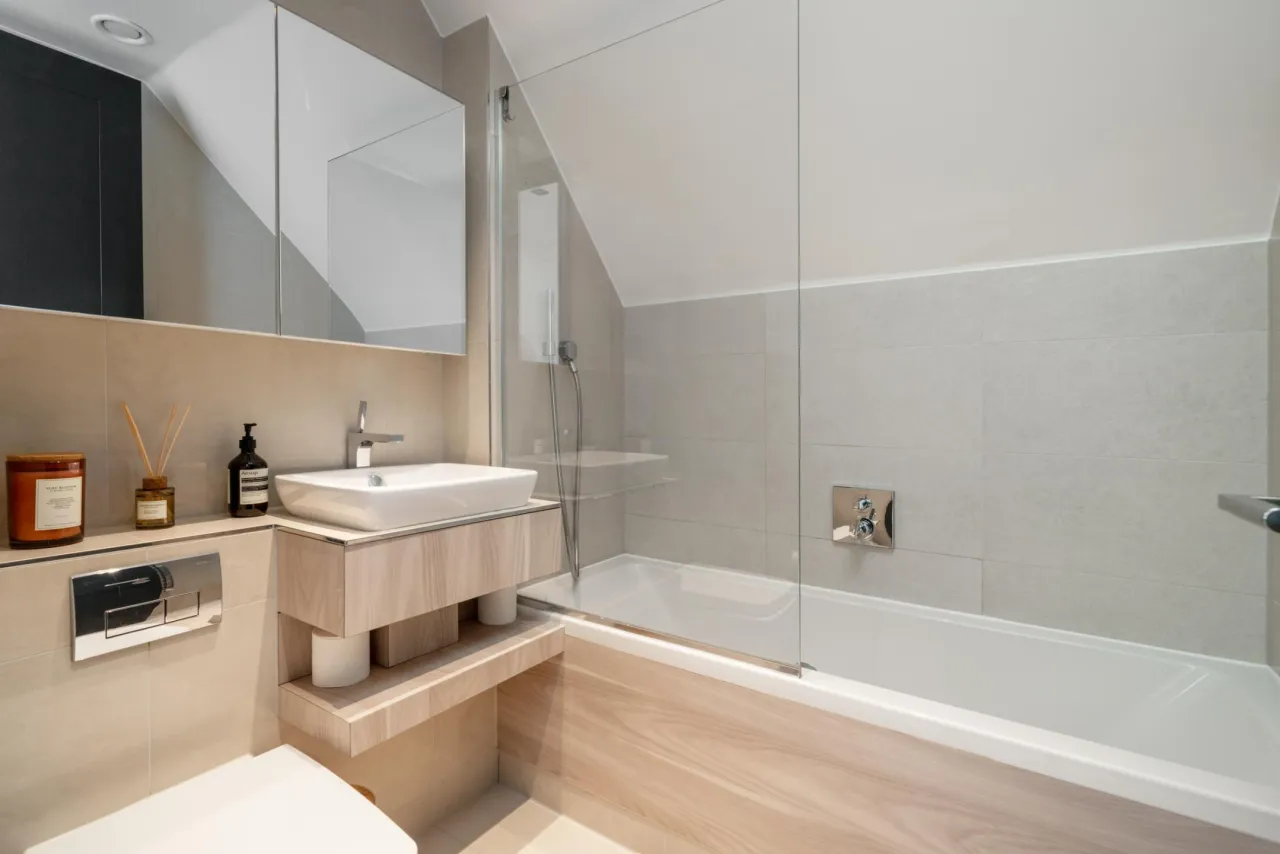 Egerton Drive, Fitzroy Gate, TW7, photo 27