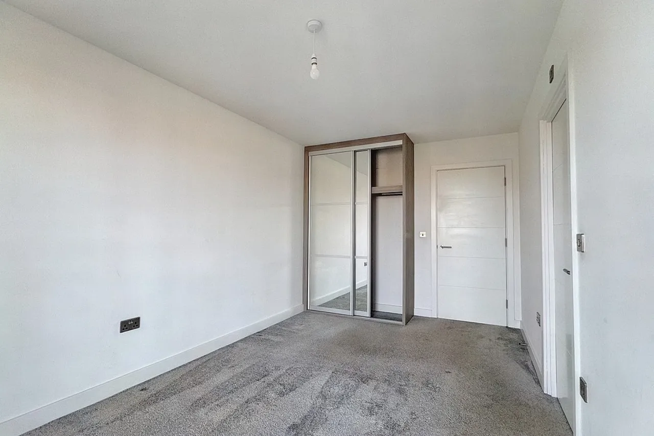 Victoria Road, Ashford, TN23, photo 6