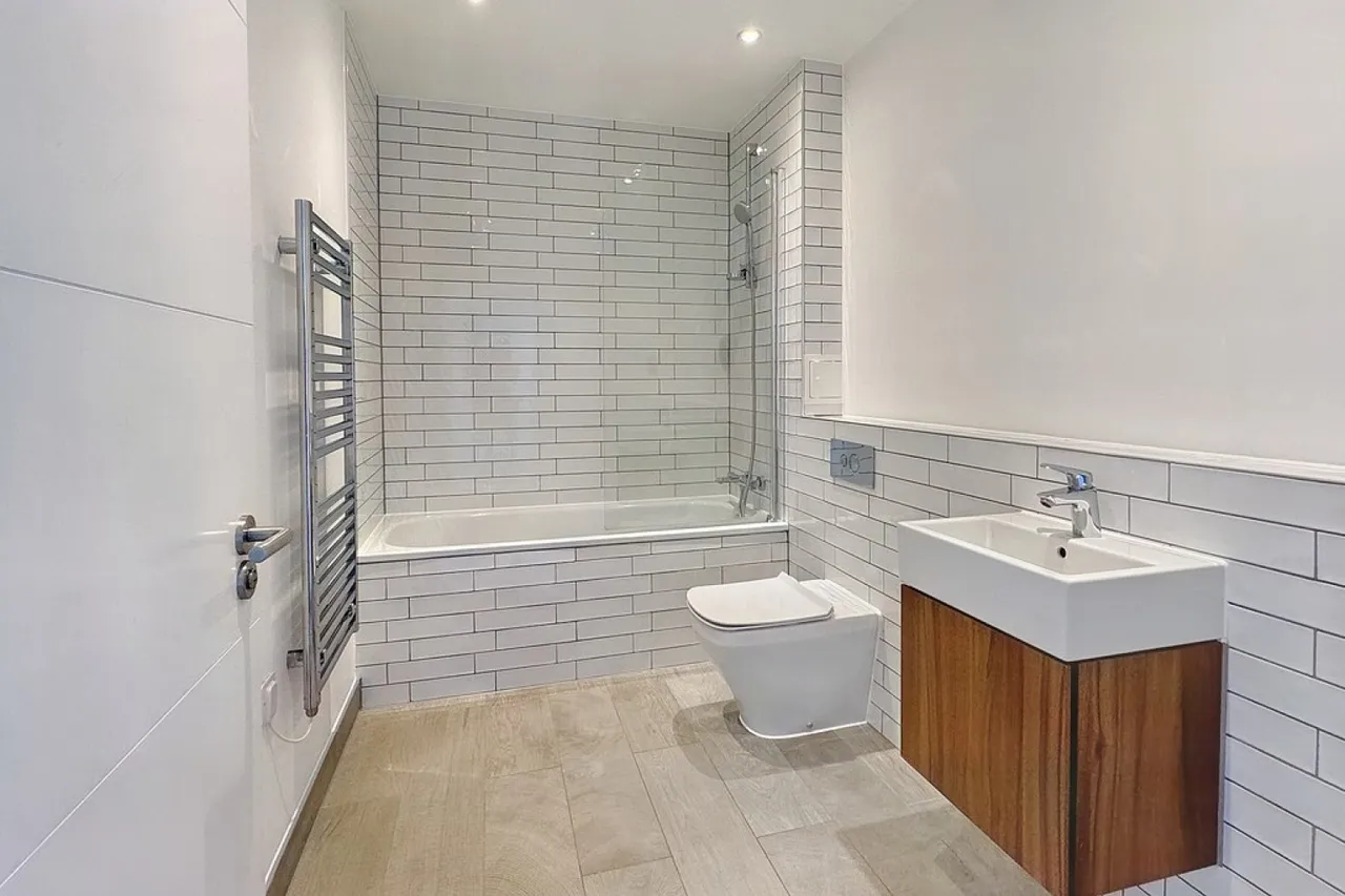 Victoria Road, Ashford, TN23, photo 7