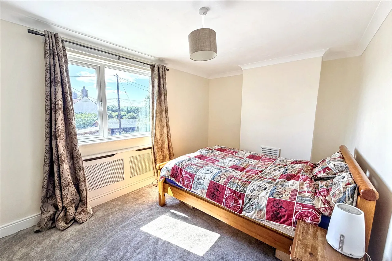 Heywood, Westbury, photo 9