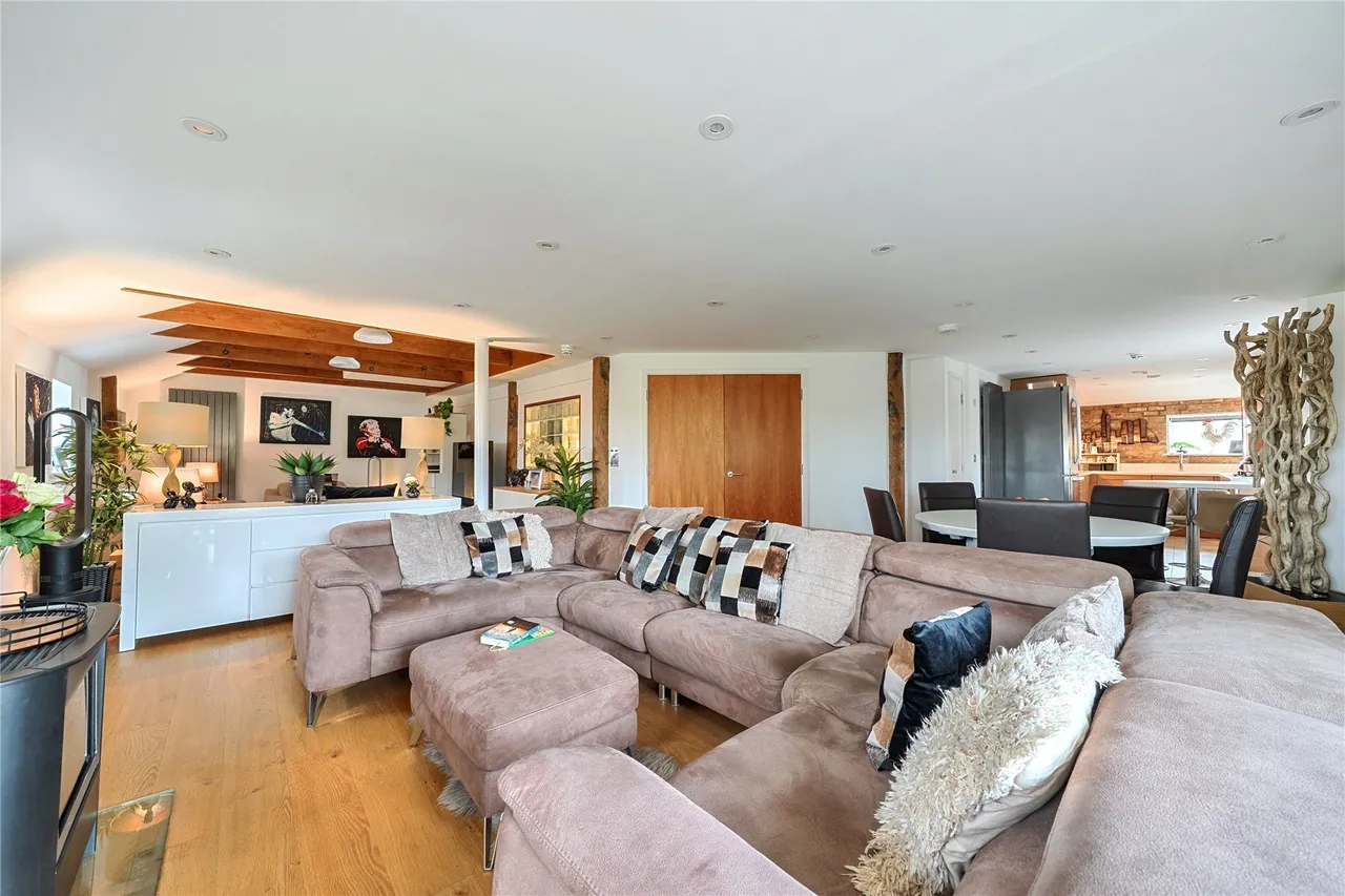 Chine Farm Place, Main Road, Knockholt, Sevenoaks, TN14, photo 4