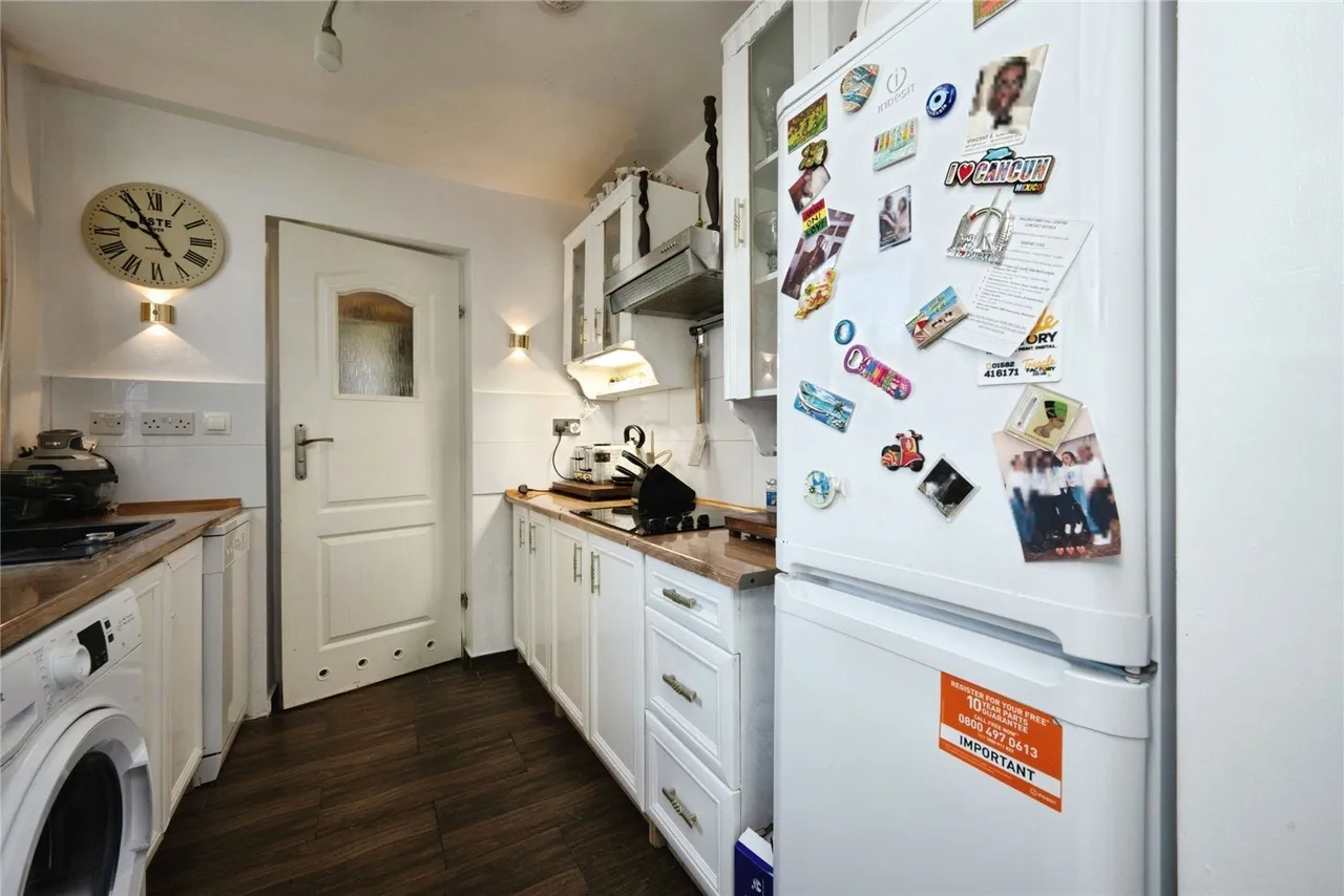 Kingsway, Luton, Bedfordshire, LU4, photo 6