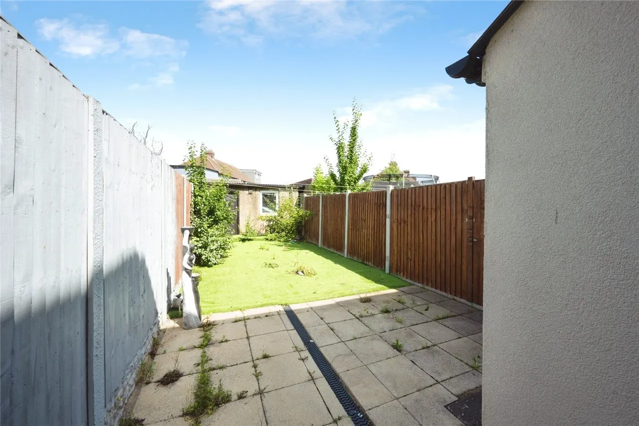 Kingsway, Luton, Bedfordshire, LU4, photo 14
