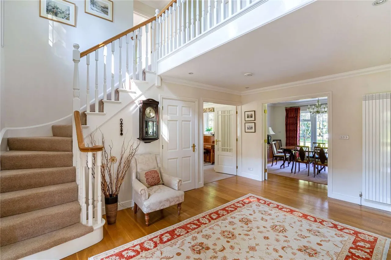 Prince Consort Drive, Ascot, Berkshire, SL5 8AW, photo 3