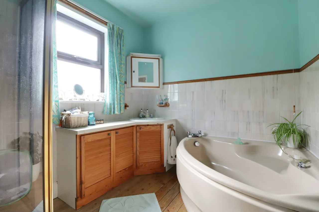 Coverdale King Edward Street, Belton, DN9, photo 16
