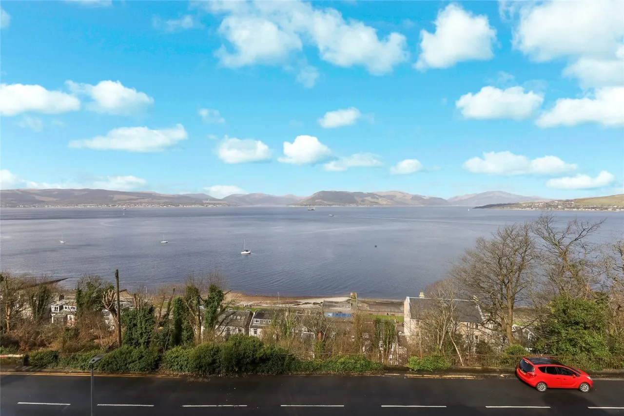 Barrhill Road, Gourock, Inverclyde, PA19, photo 6