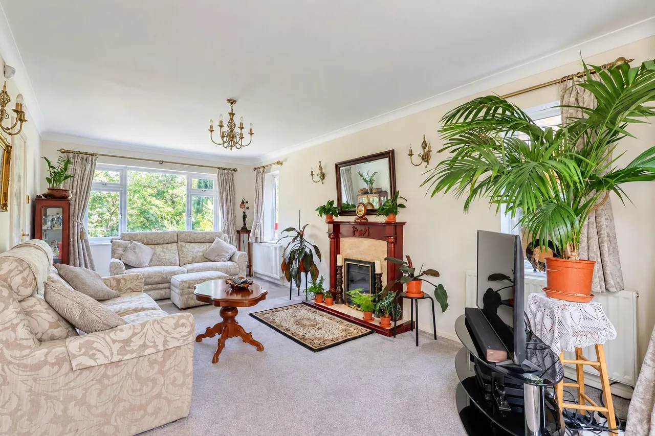 Tennyson Road, High Wycombe, HP11, photo 2