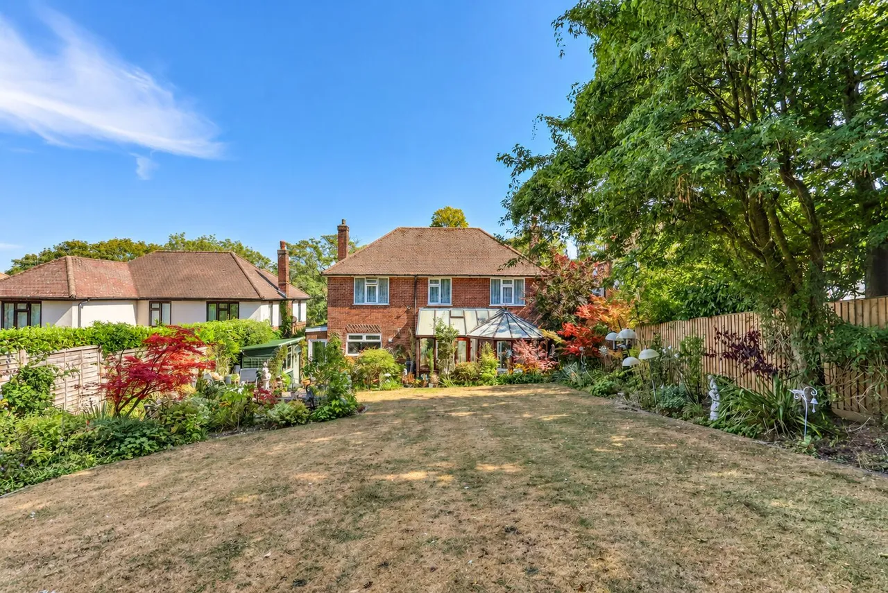 Tennyson Road, High Wycombe, HP11, photo 13
