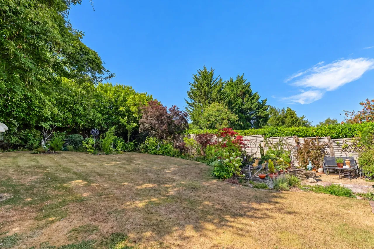 Tennyson Road, High Wycombe, HP11, photo 12