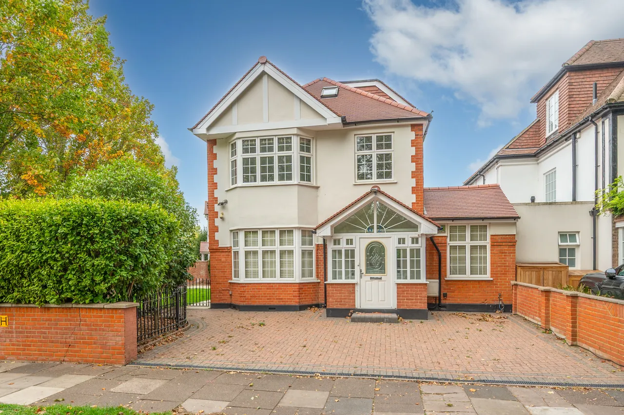 4 bed house to rent, London, W4