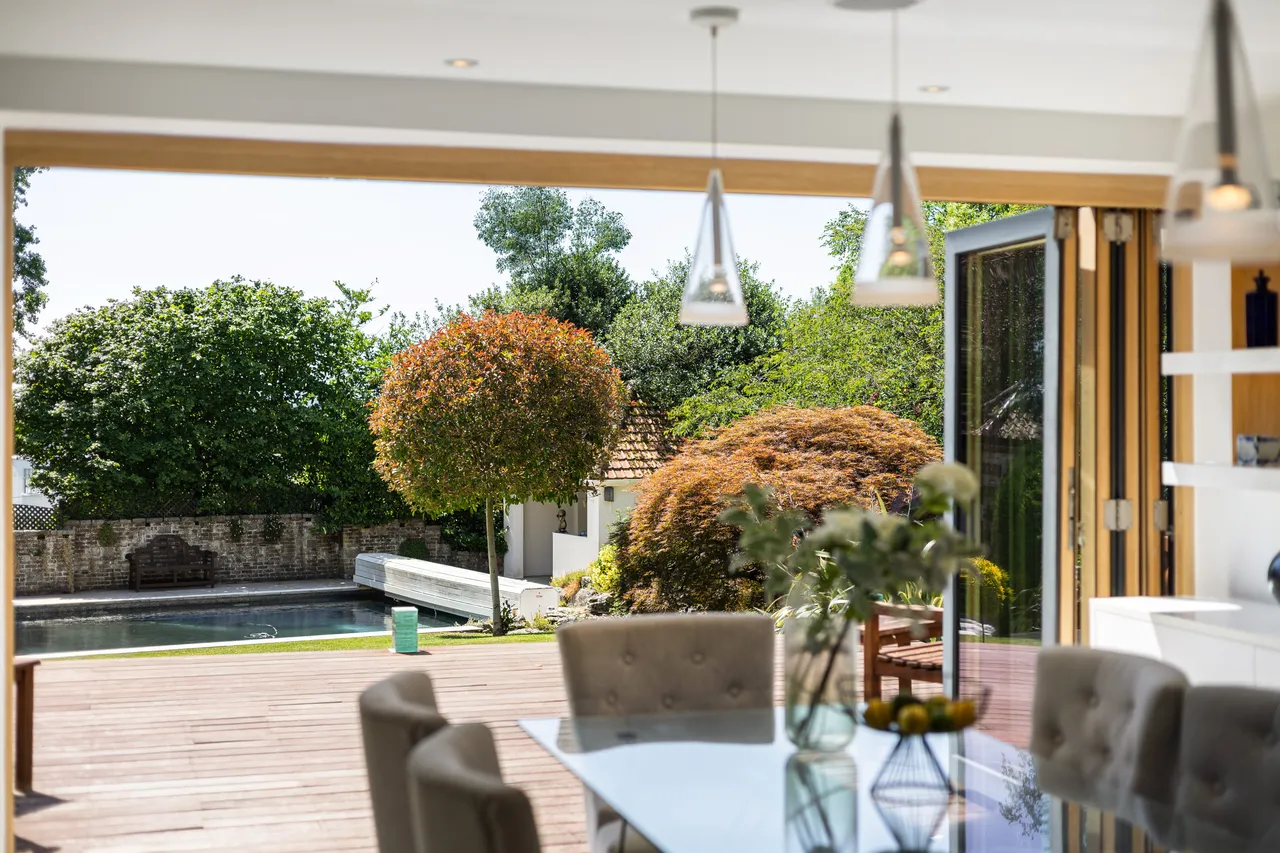 St. Anns Hill Road, Chertsey, KT16, photo 8