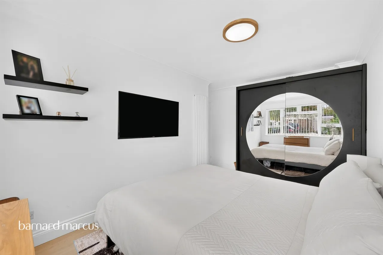 Andrew's Close, Epsom, KT17, photo 7
