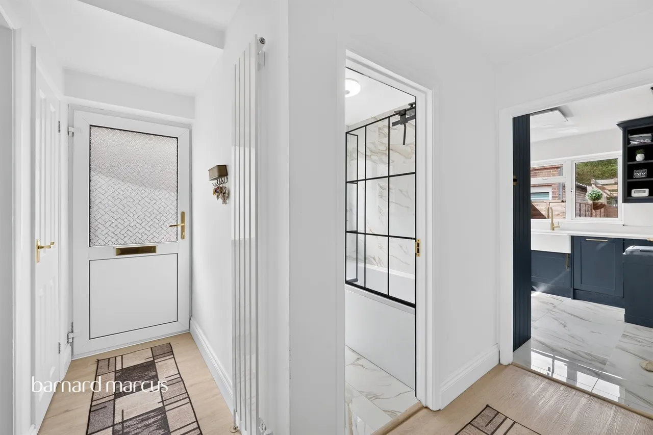 Andrew's Close, Epsom, KT17, photo 6
