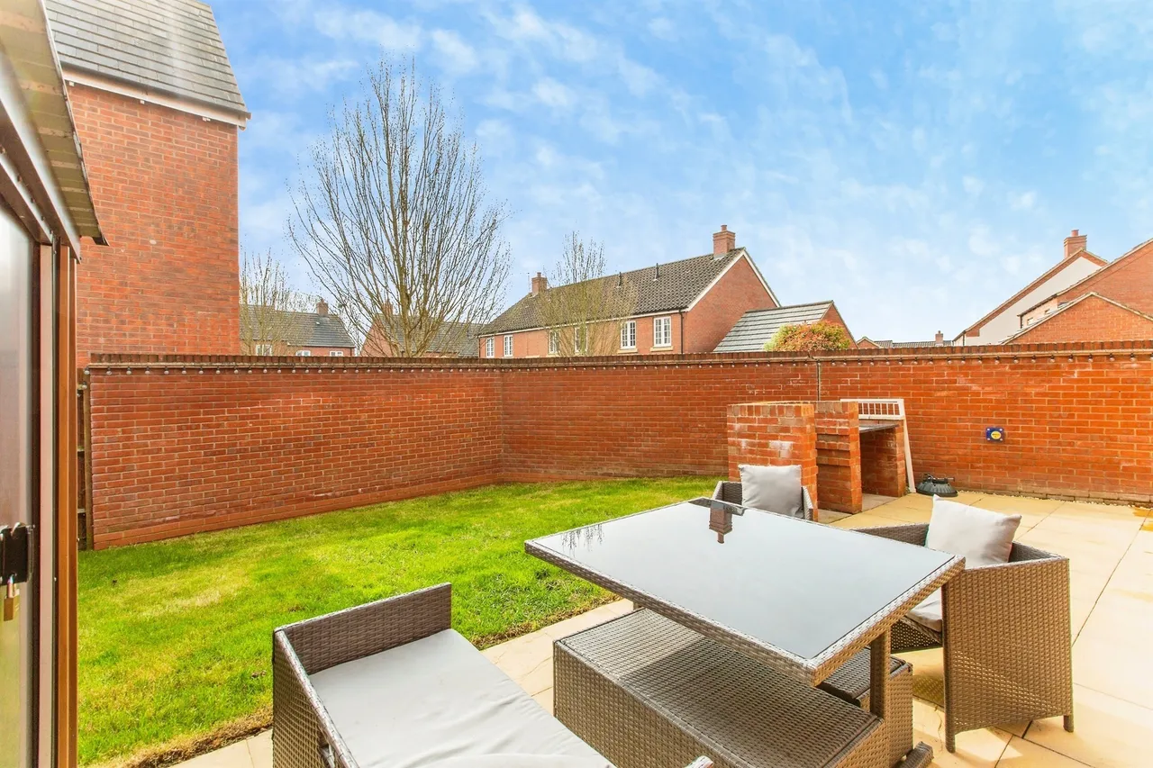 Junction Way, Kettering, NN14, photo 3