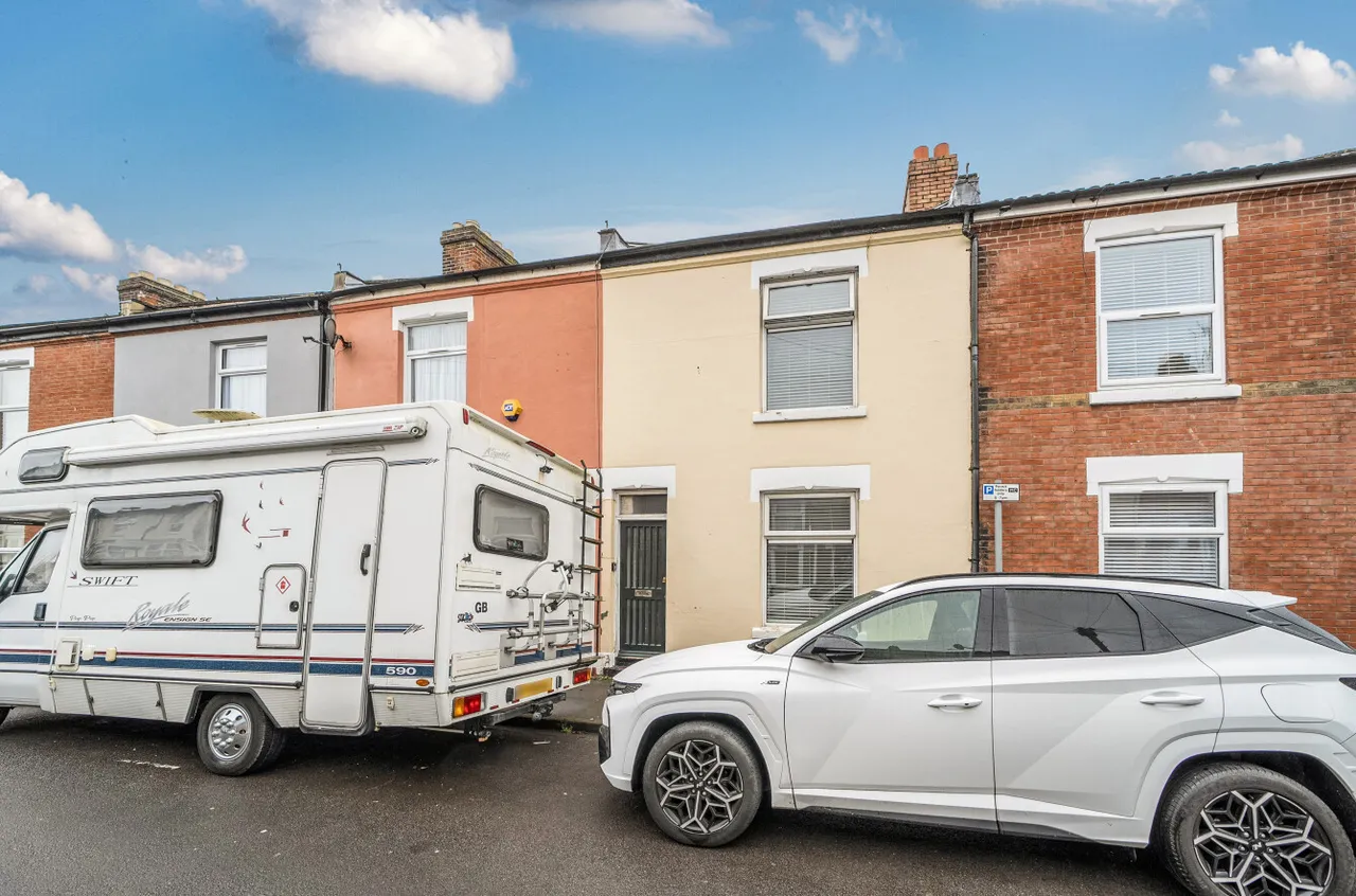 3 bed house for sale, Harold Road, Southsea, PO4