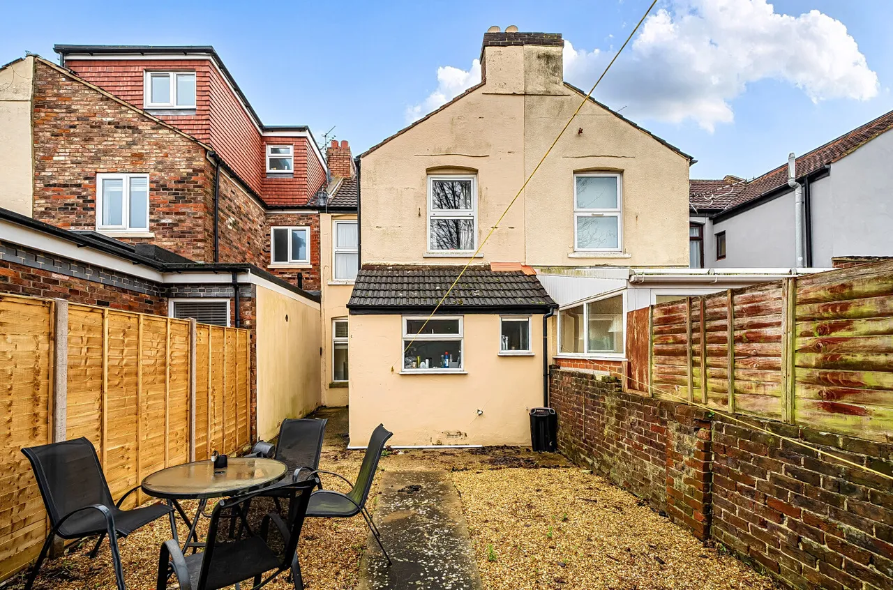 Harold Road, Southsea, PO4, photo 8